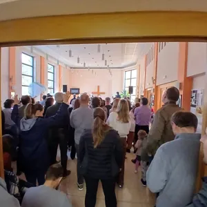 CHVÁLY S KAPELOU TIMOTHY