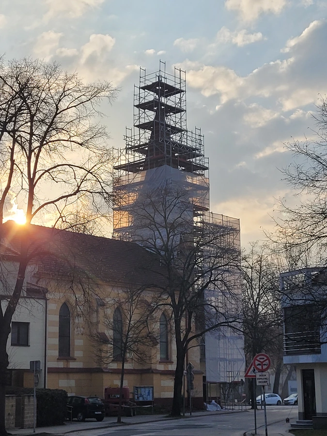 OBNOVA FASÁDY A VONKAJŠÍCH PRVKOV KOSTOLA