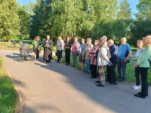 Uctenie si pamiatky brata - farára Jozefa Bučka.